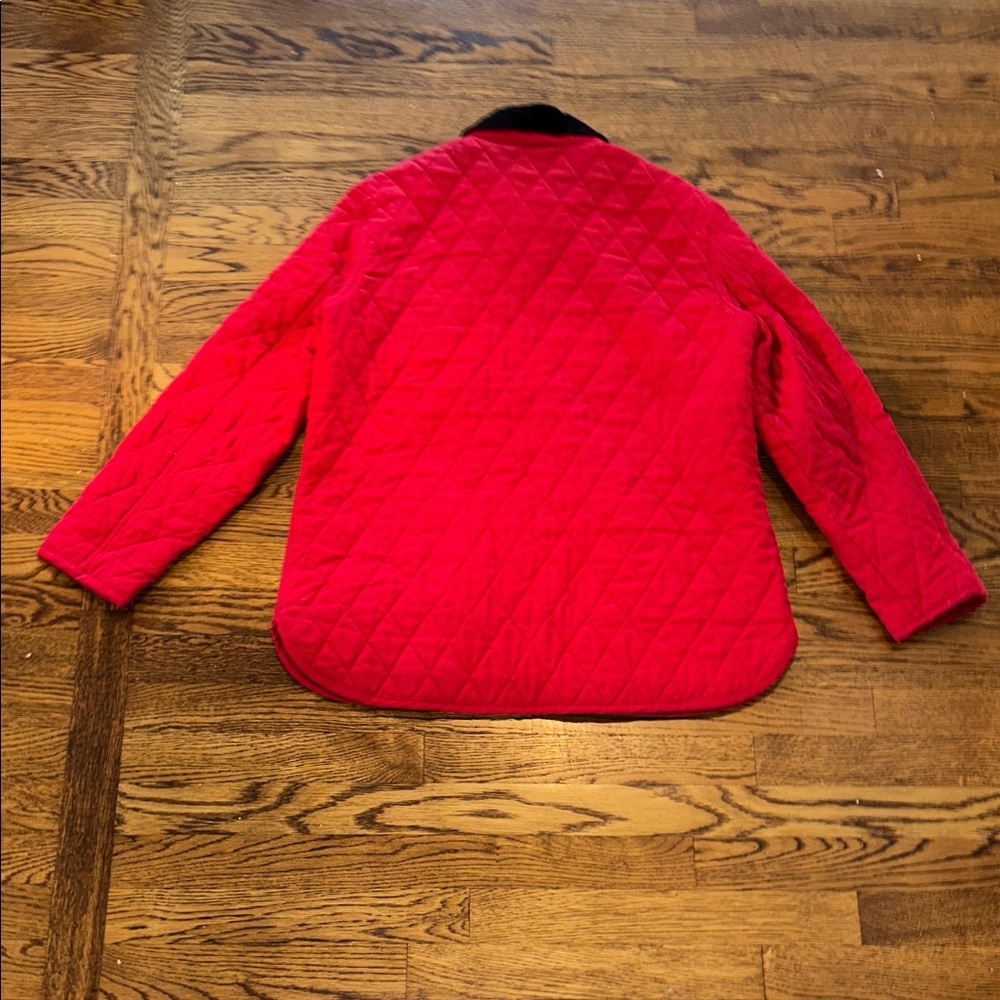 Vintage Women's Quilted Red Barn Jacket with Black Collar - Picture 3 of 7